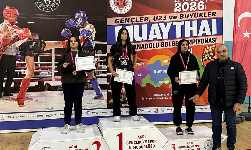 Gururumuzsunuz! Elazığlı gençler Muay Thai'de bölgeyi salladı