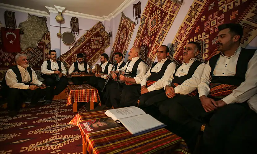 Harput'un kalbi bu kürsüde atıyor: Notaya dökülen bin yıllık kardeşlik