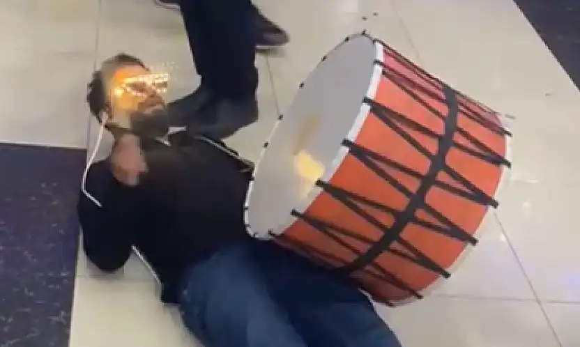 'Kosovalı Mami'nin enerjik davul şovu davetlilerden tam not aldı