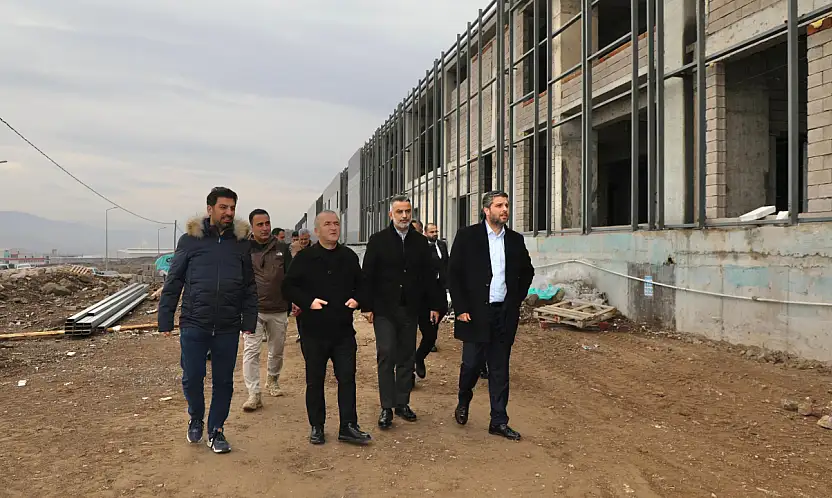 Vali Hatipoğlu ve Vekil Nazırlı, Toraman Tekstil şantiyesine ziyaret